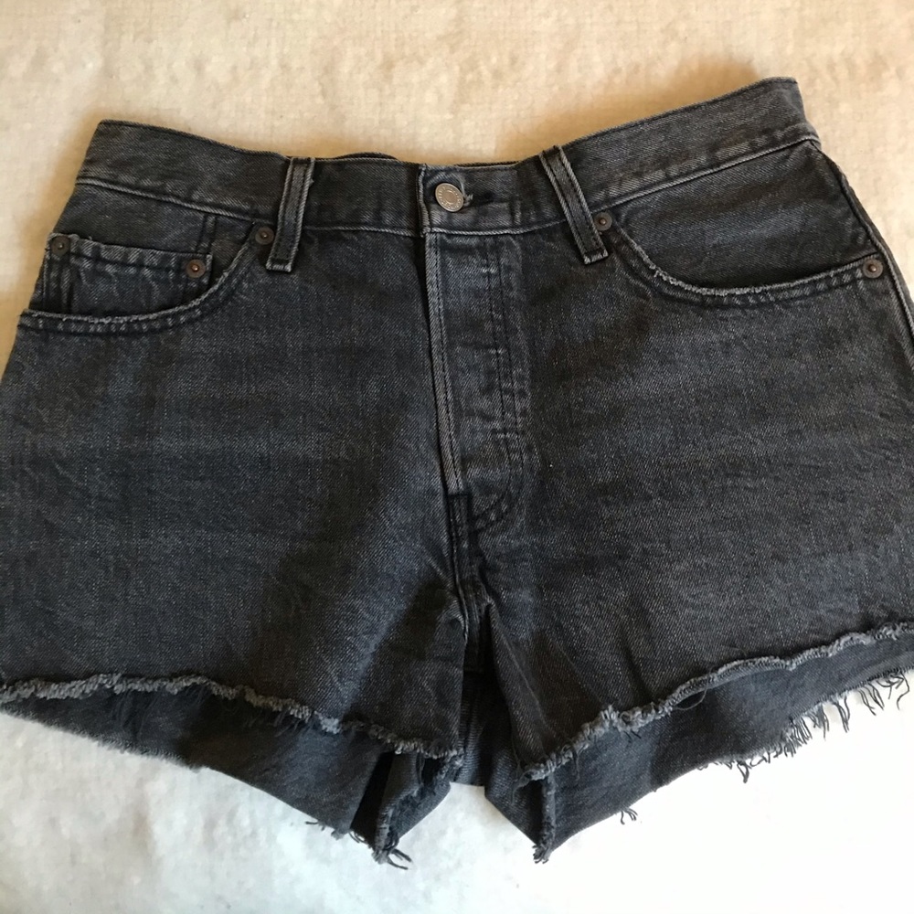 Levi’s 501 Shorts 28